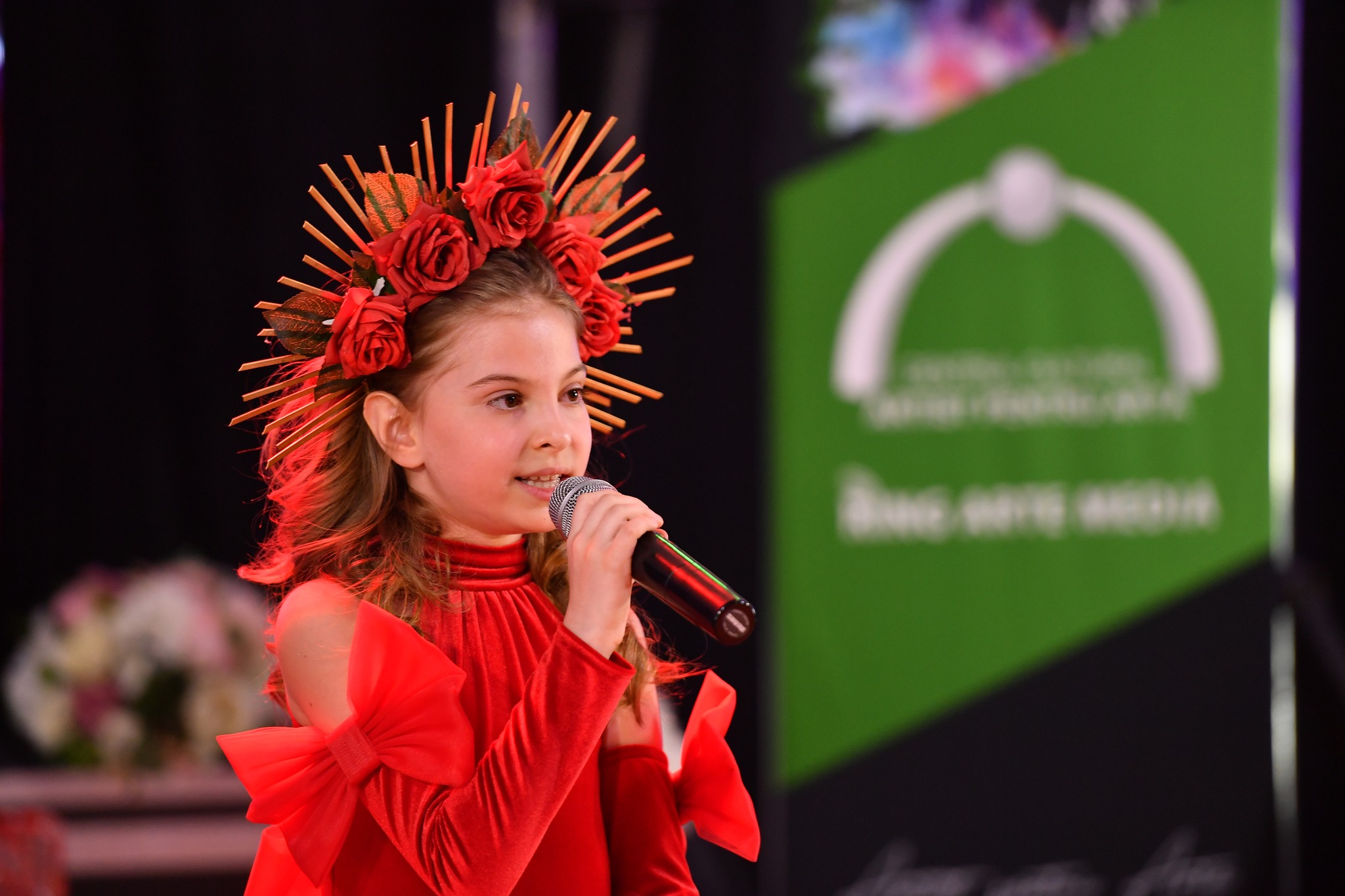 Atmosfera în sala festivalului